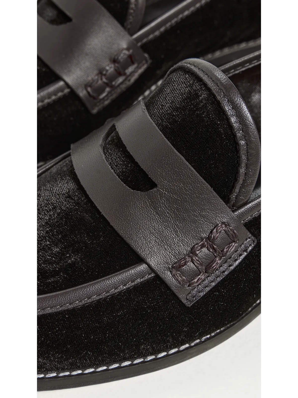 Andrea Gomez カミラ チョコレートベルベット ローファー - 画像6