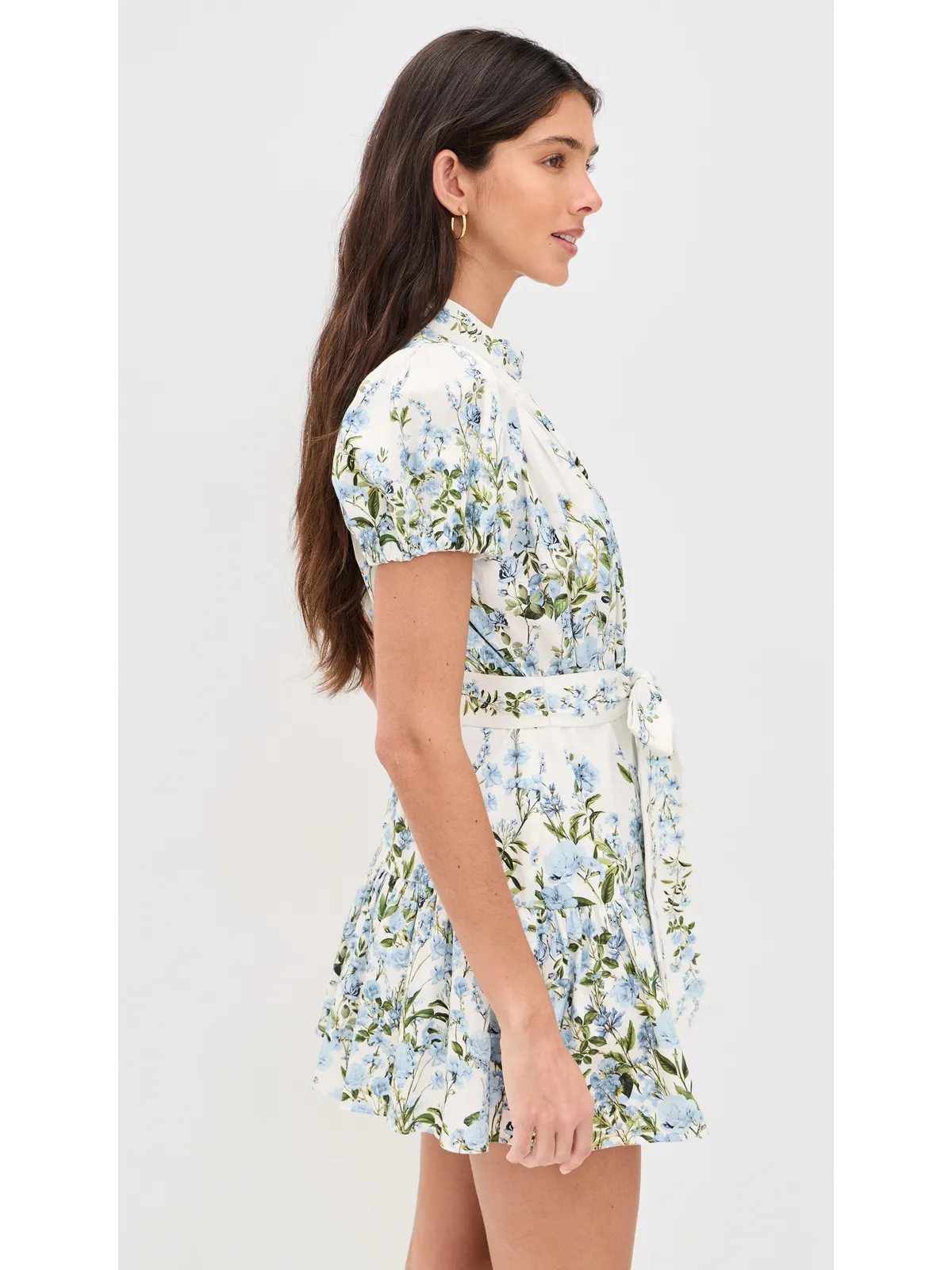 ALICE + OLIVIA Cora 半袖ティアードミニシャツドレス - 画像4
