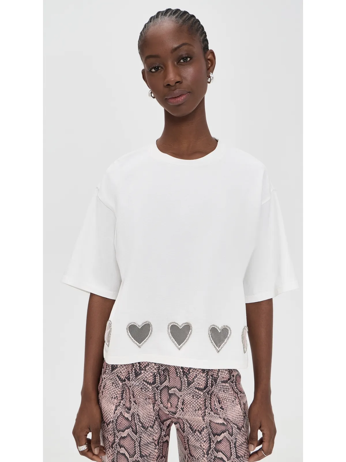 ALICE + OLIVIA オーバーサイズ クロップド クリスタルハートTシャツ - 画像2