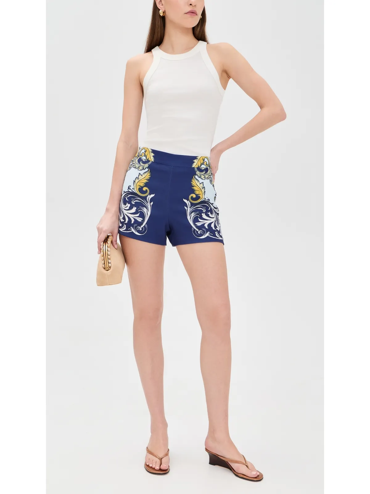 ALICE + OLIVIA ヘラ バックジップショーツ アンティークスクロール柄 - 画像5