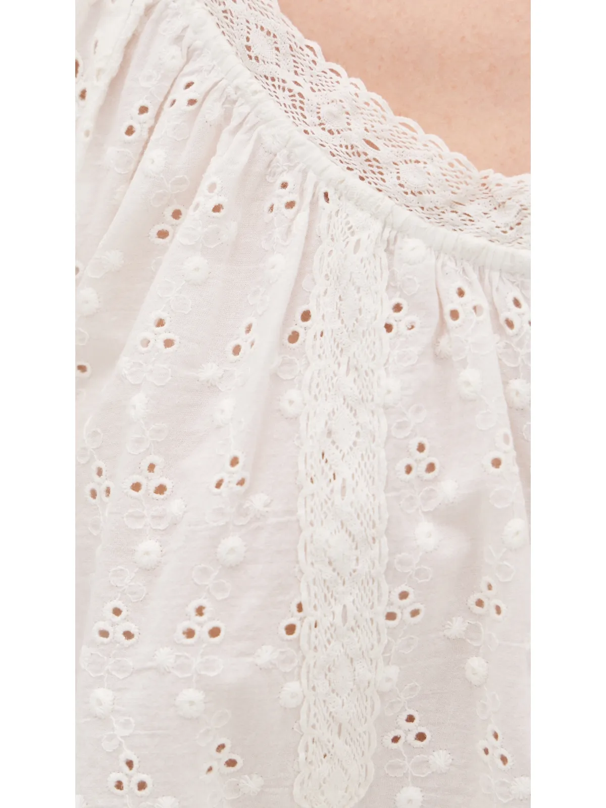 ALICE + OLIVIA Odette Ember トップス - 画像6