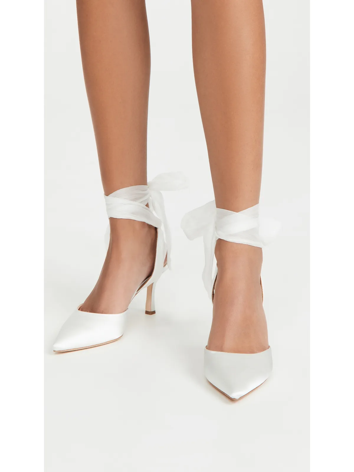Badgley Mischka Blaze Pumps（ホワイトサテン） - 画像6