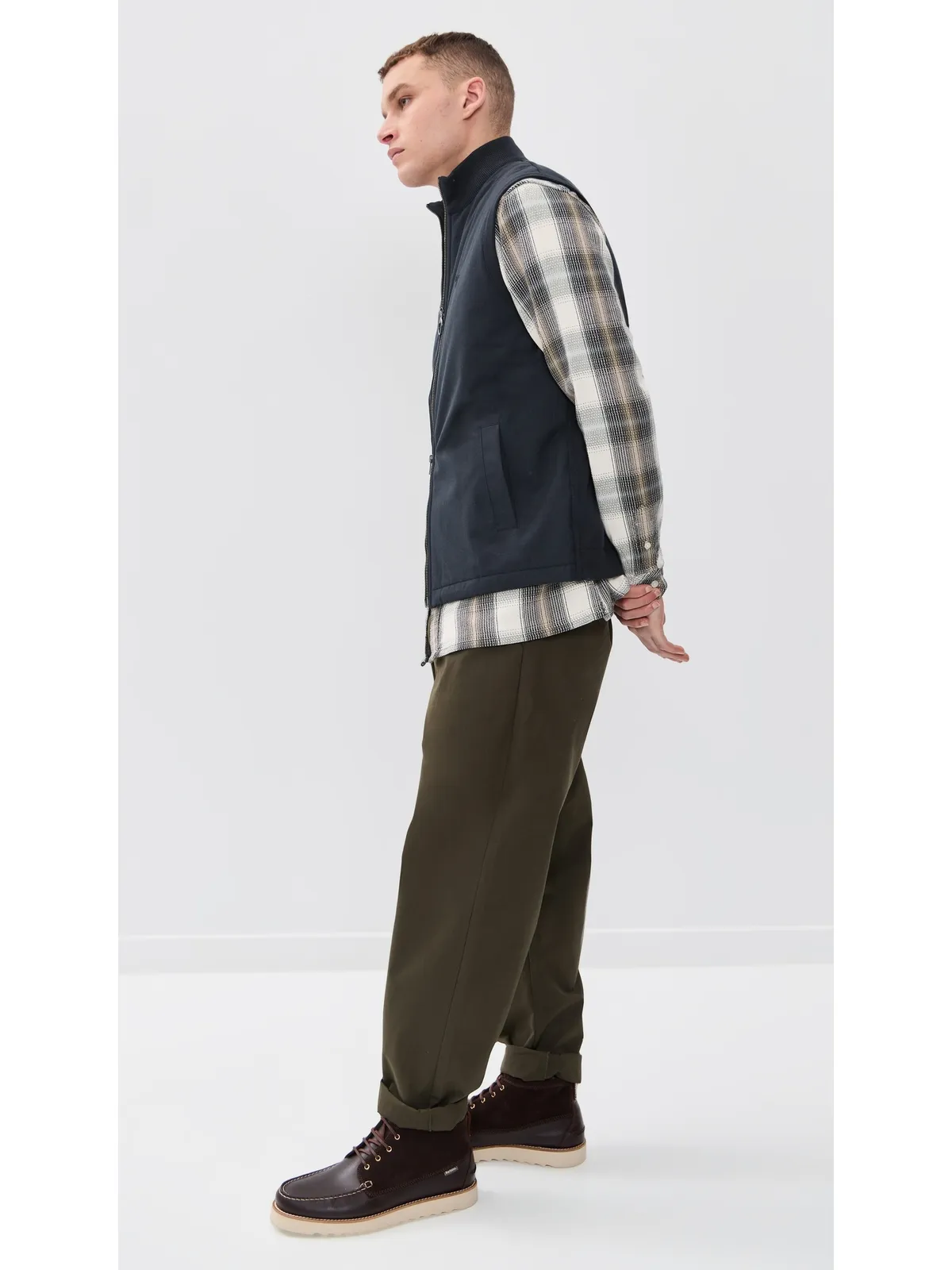 Barbour Dryburn ニットジレ - 画像4