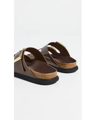 Birkenstock アリゾナ ドロップレットバックル ハイシャイン サンダル カラフェ - サムネイル4