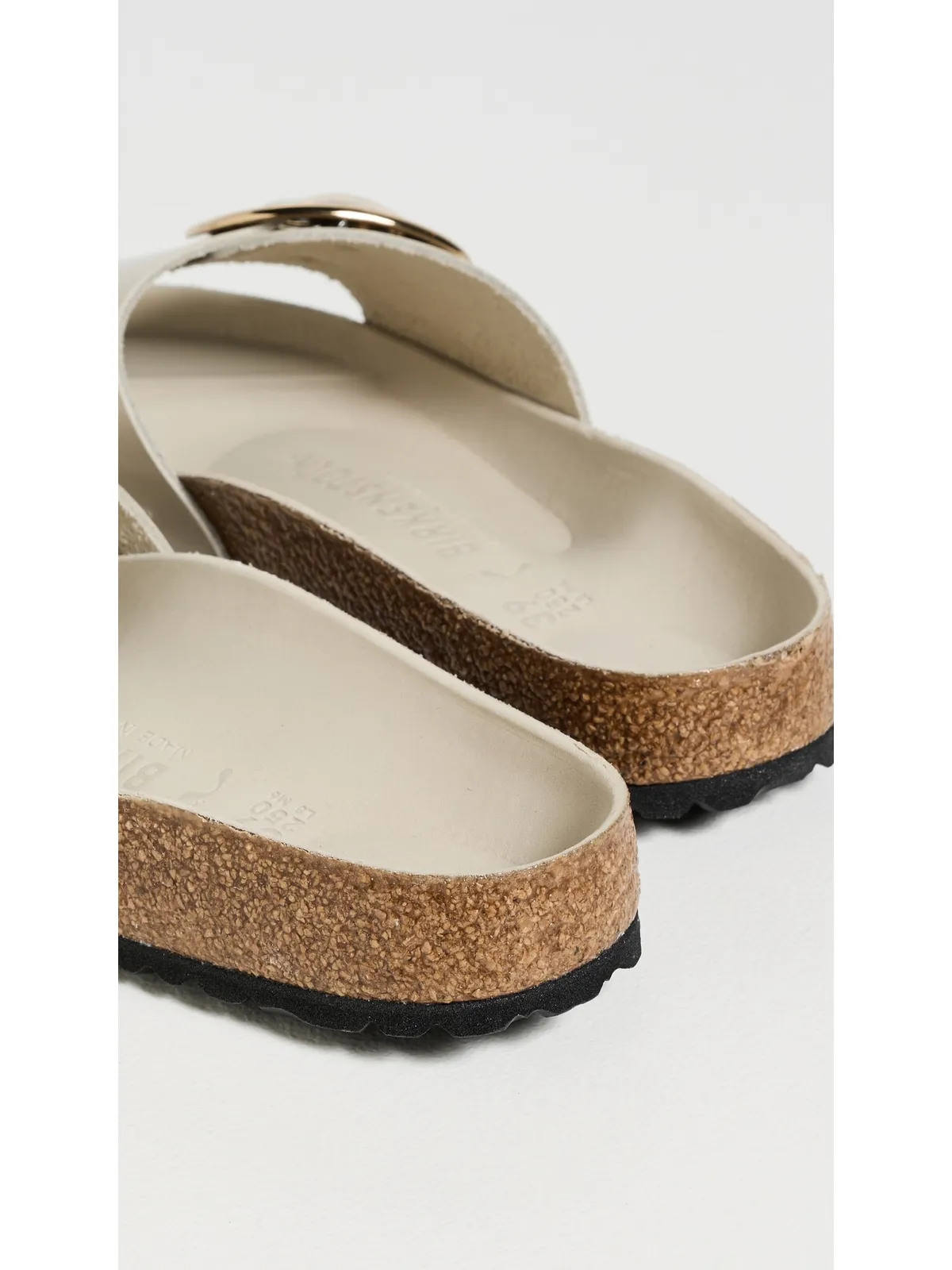 Birkenstock Madrid ビッグバックル ハイシャイン サンダル - 画像4