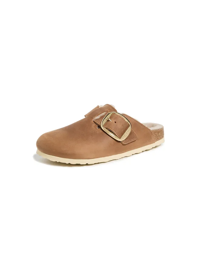 Birkenstock Birkenstock ボストン ビッグバックル シアーリング クロッグス コニャックの商品画像