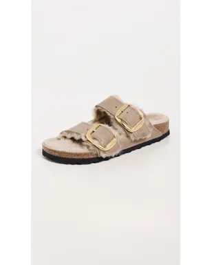 Birkenstock アリゾナ ビッグバックル シアリング サンダル ブラウン - サムネイル2