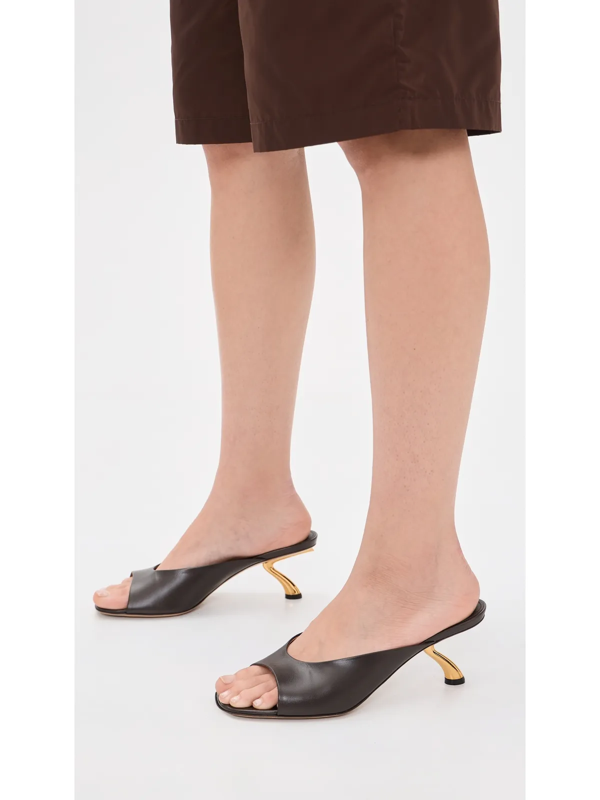 FERRAGAMO イゲア 55 レザー ミュール - 画像3