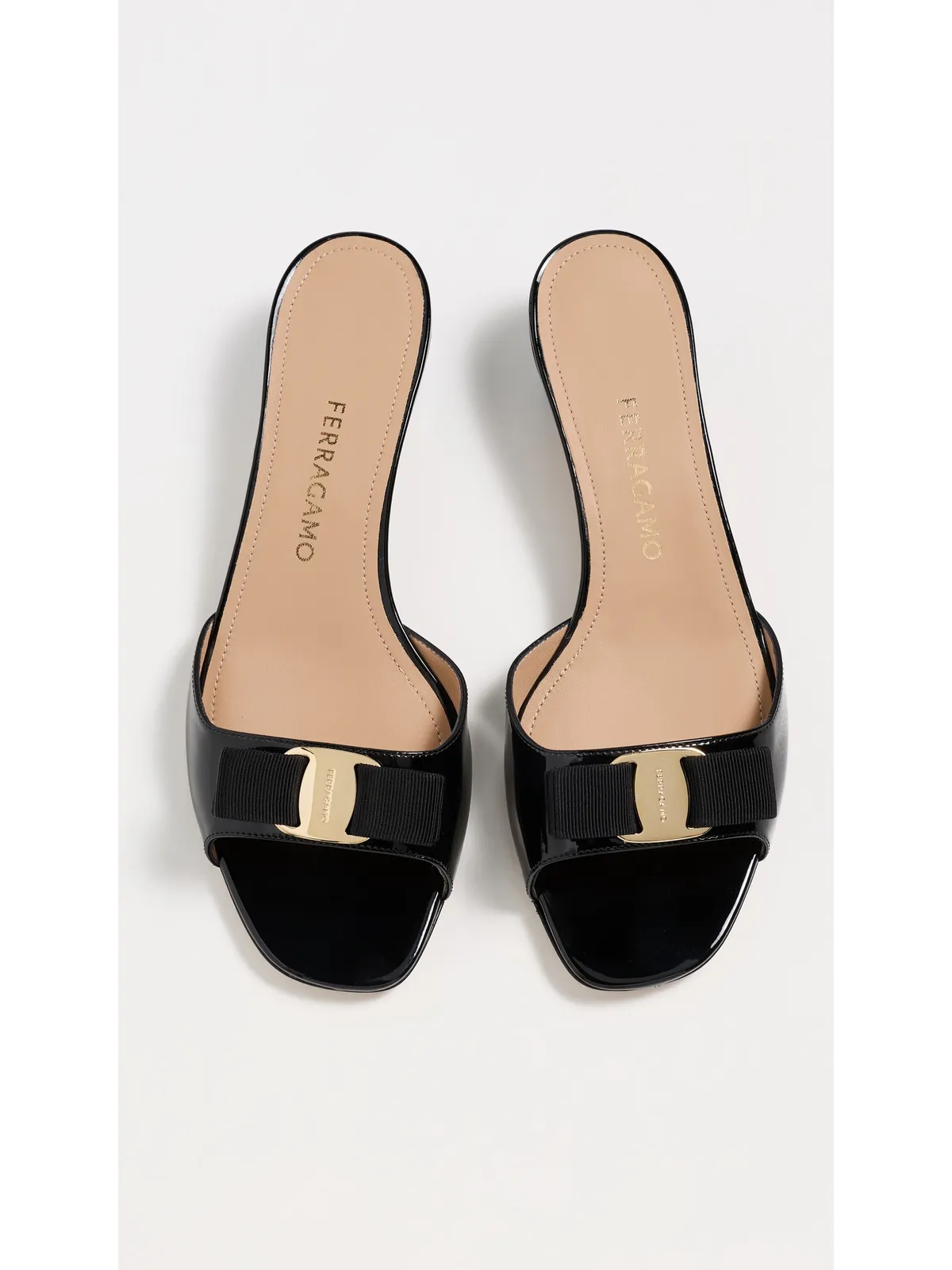 FERRAGAMO バニラ リボン サンダル - 画像5