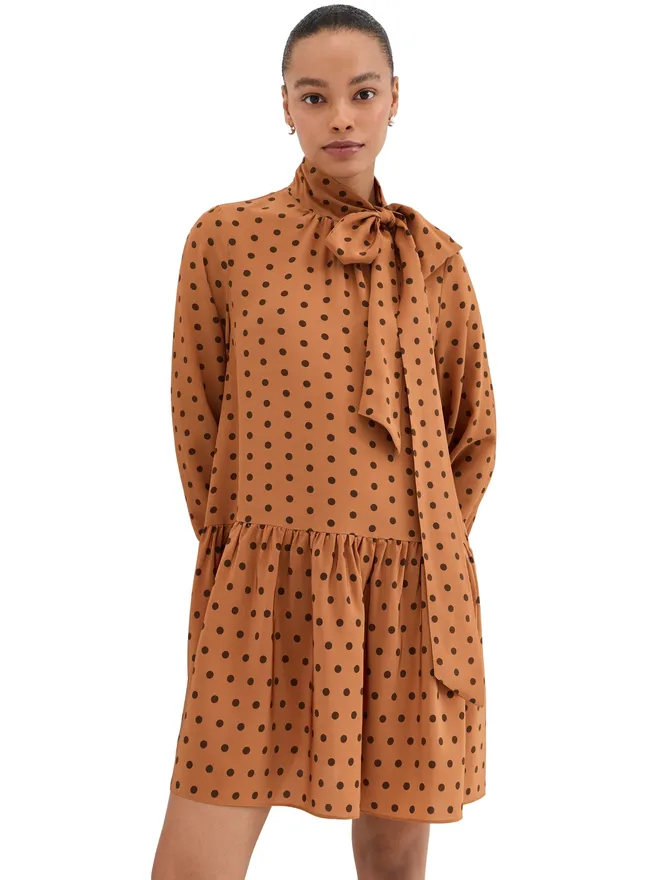 FRANÇOISE FRANÇOISE ジョアンナ シルクドレス ポルカドット オレンジ×ブラウンの商品画像