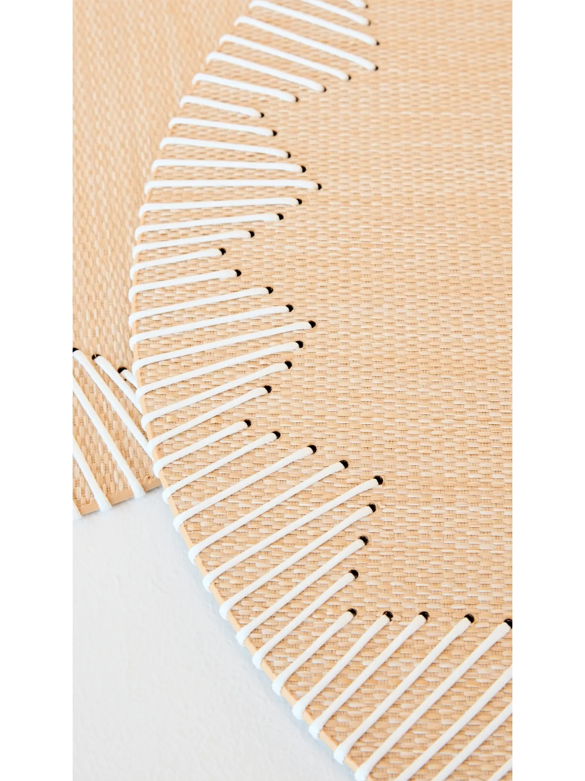 Kim Seybert Dream Weaver Placemat セット4 ナチュラル/ホワイト - 画像5