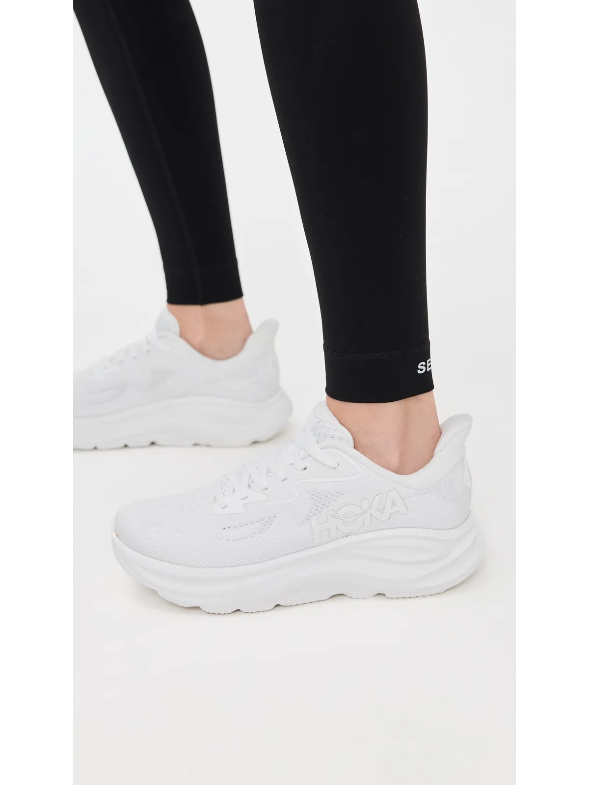 HOKA クリフトン10 スニーカー - 画像3