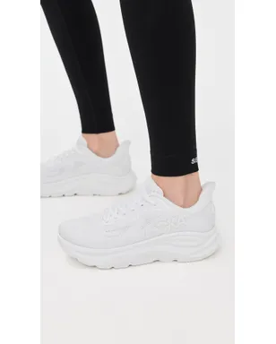 HOKA クリフトン10 スニーカー - サムネイル3