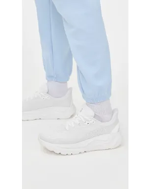 HOKA Arahi 8 スニーカー - サムネイル3