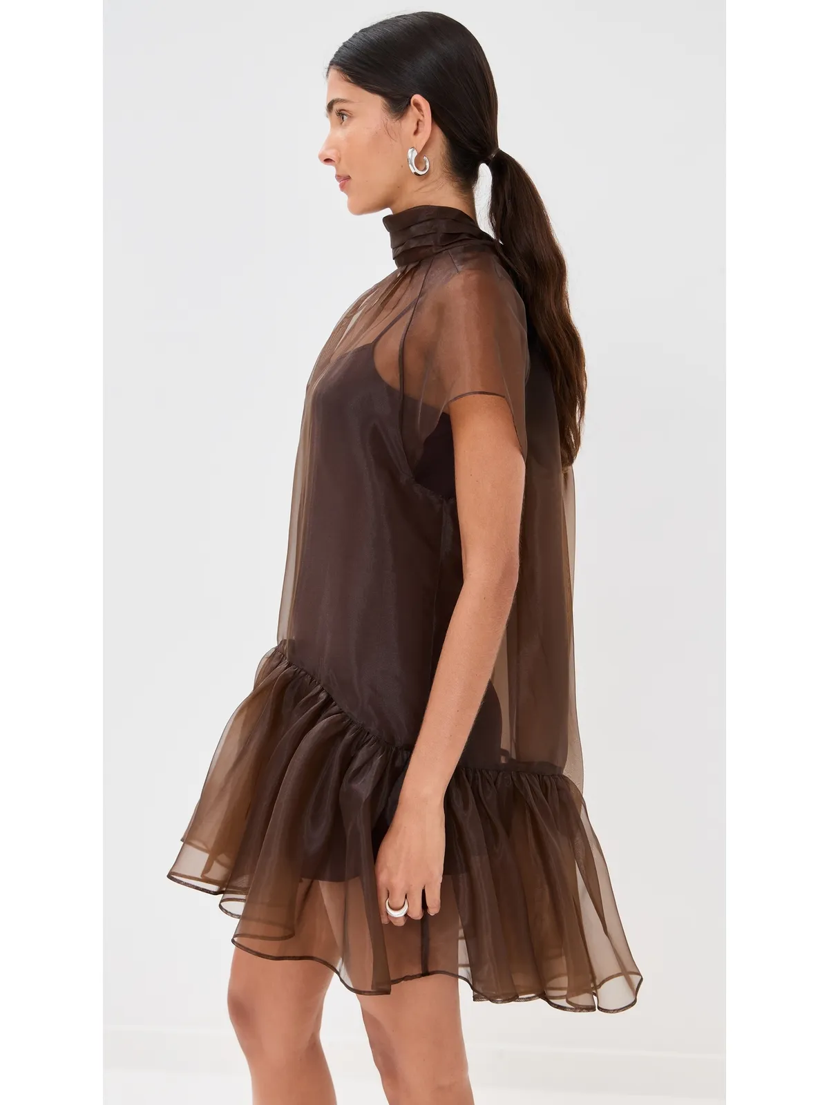 SIMKHAI Beaux Tiered Mini Dress Chocolate 2 - 画像4