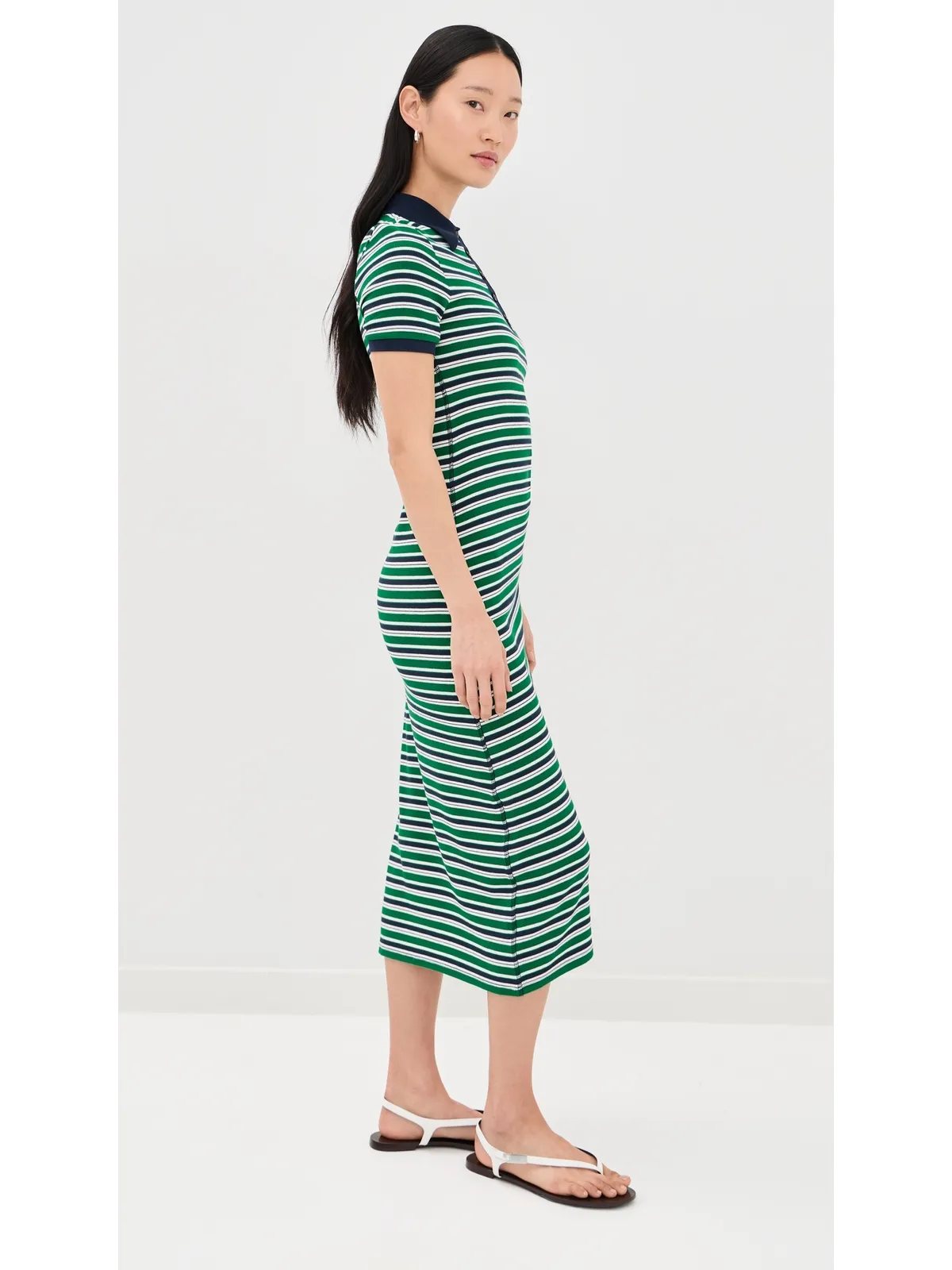 SIMKHAI Shelby Knit Polo Midi Dress ケリーグリーンストライプ - 画像4