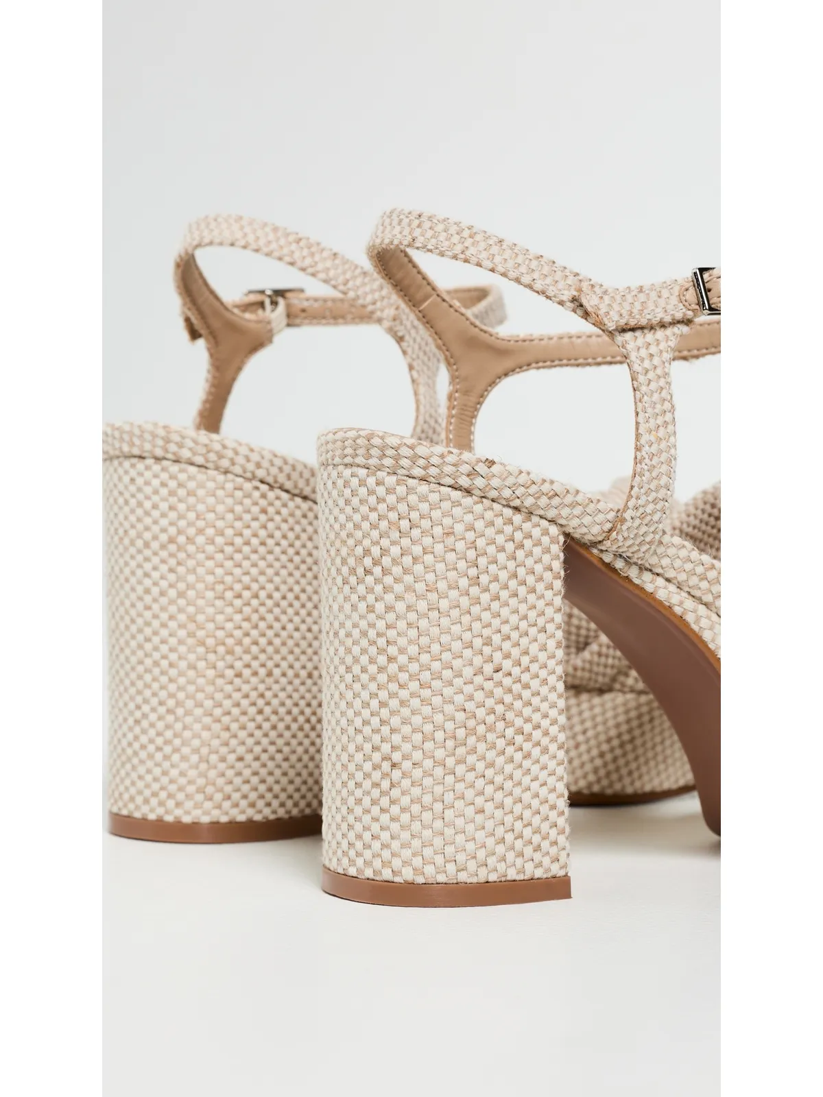 Jeffrey Campbell Dalidaプラットフォームサンダル - 画像4