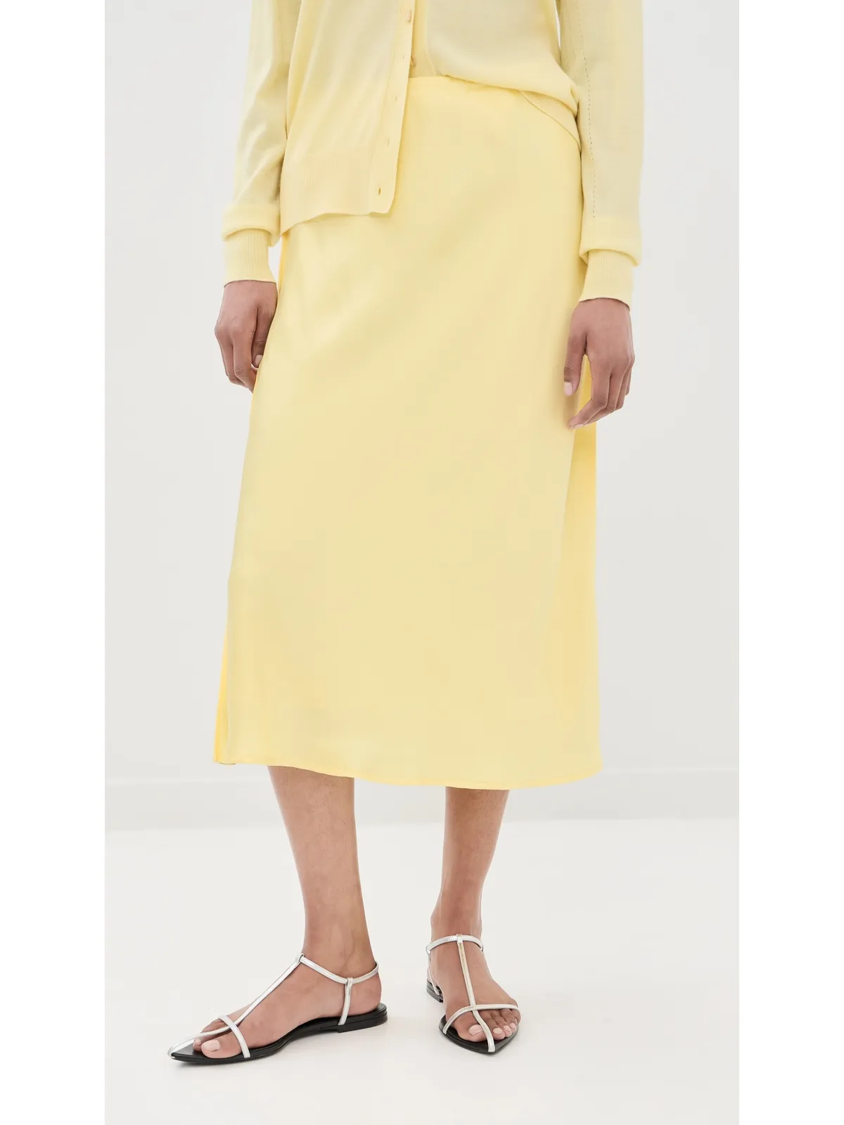 Jil Sander サテン地ミディスカート パステルイエロー - 画像3