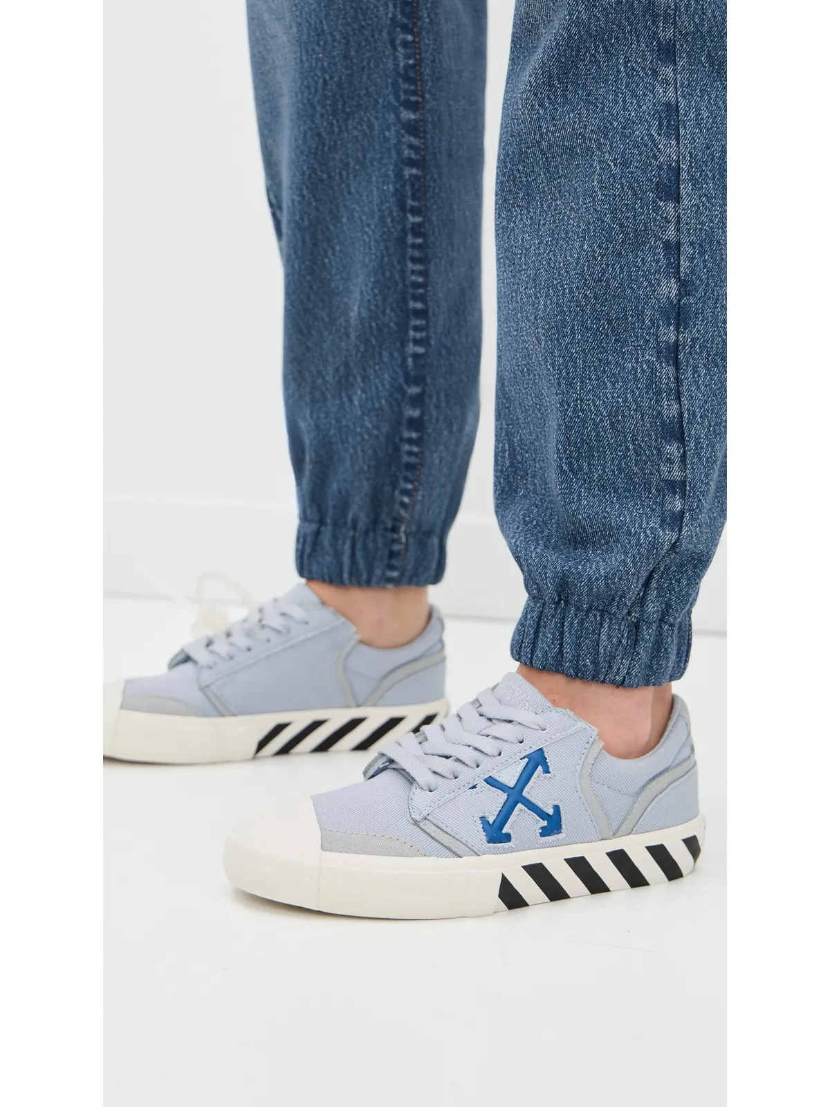 Off-White ヴルク アンダーカット スニーカー ホワイト/ブラック 39 - 画像3