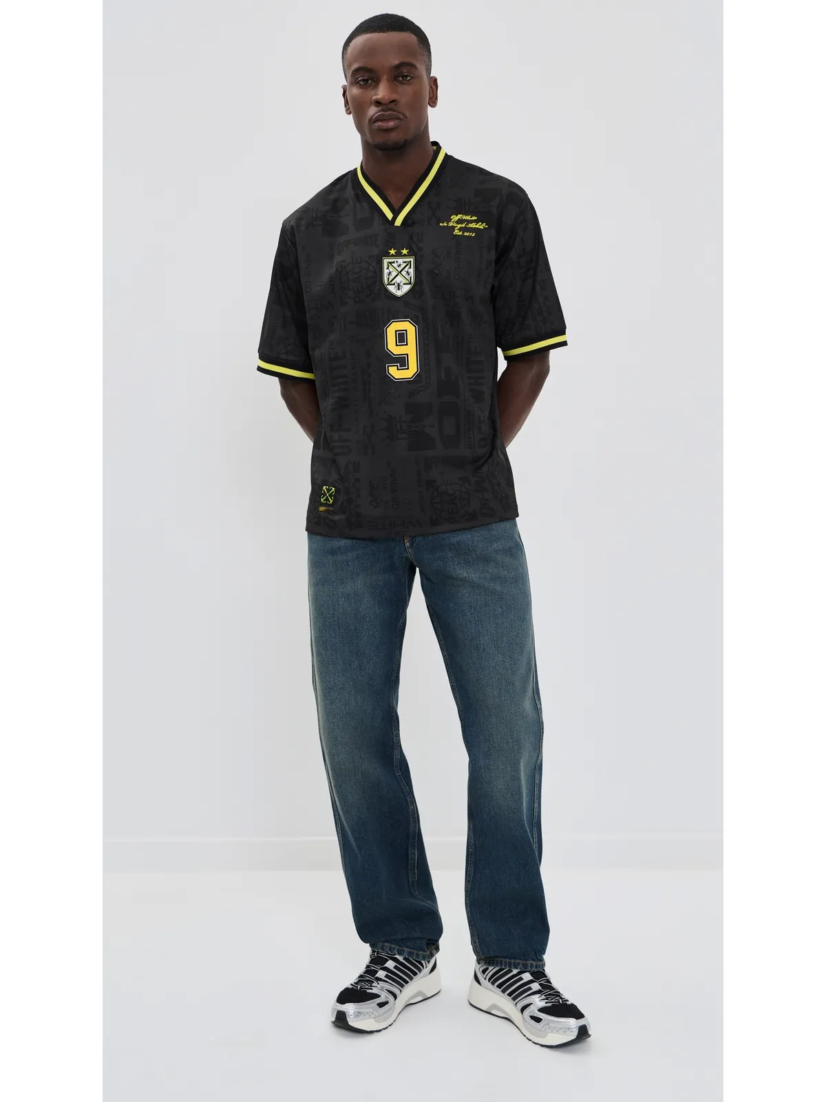 Off-White マルチロゴ サッカーTシャツ - 画像5
