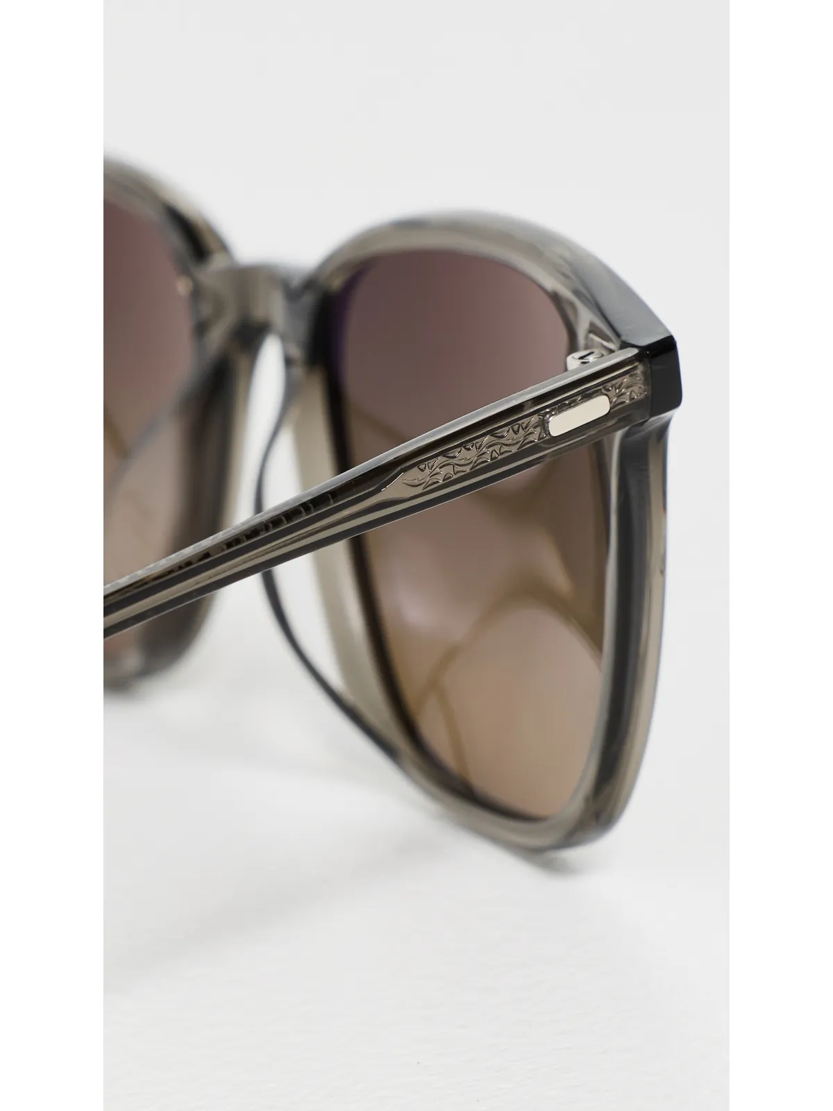 Oliver Peoples Eyewear ラーディン サングラス - 画像6