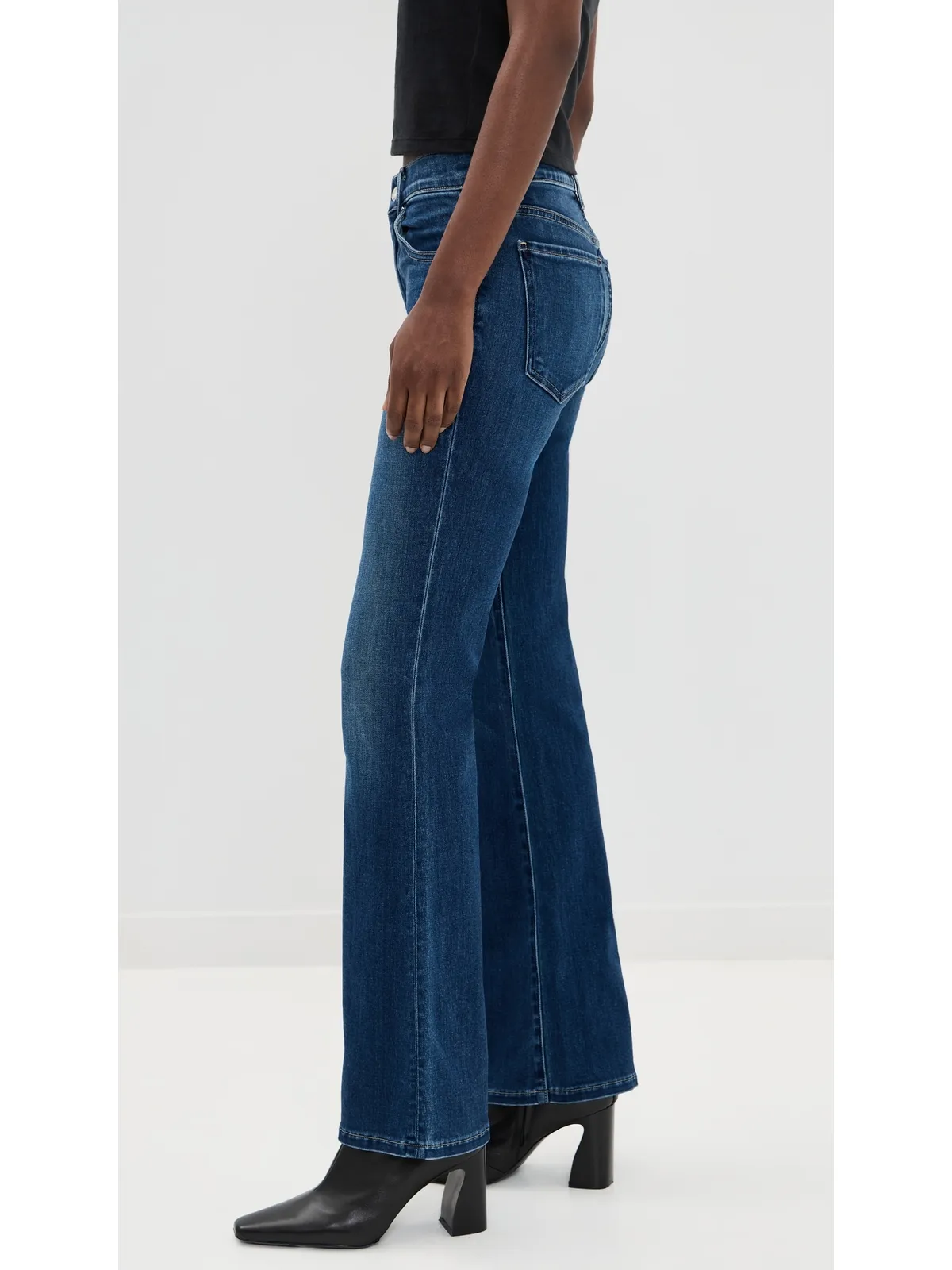LE JEAN ベビー・ブートカット・ミッドハイライズジーンズ - 画像4