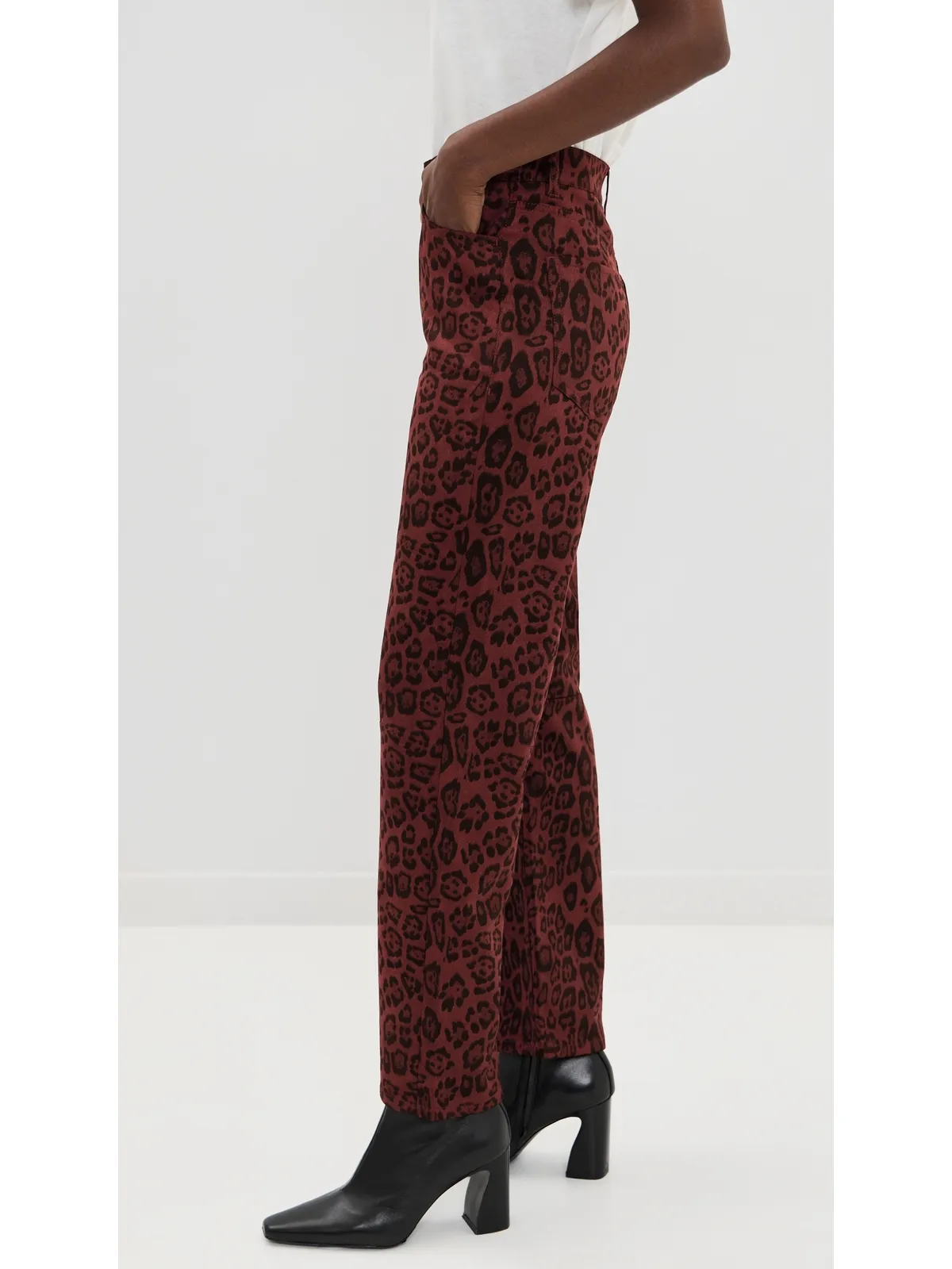 LE JEAN Velvet Nomad High Rise Jeans Burgundy Leopard - 画像4