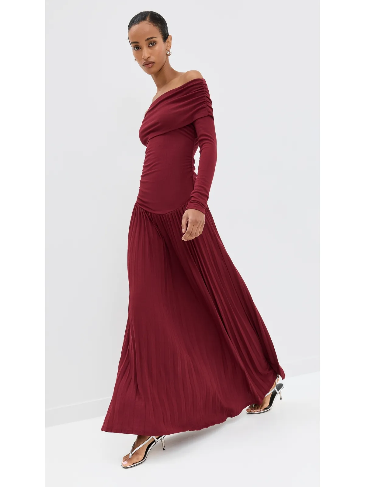 Lioness Field of Dreams Long Sleeve Maxi Dress Burgundy - 画像2
