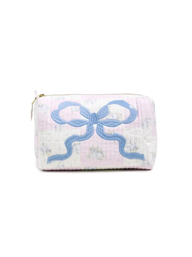 LoveShackFancy LoveShackFancy Octavia ポーチ Lilac Vanillaの商品画像