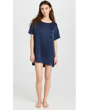 Lunya 洗えるシルクのオーバーサイズ睡眠用Tシャツ - サムネイル5