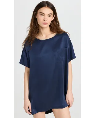 Lunya 洗えるシルクのオーバーサイズ睡眠用Tシャツ - サムネイル2