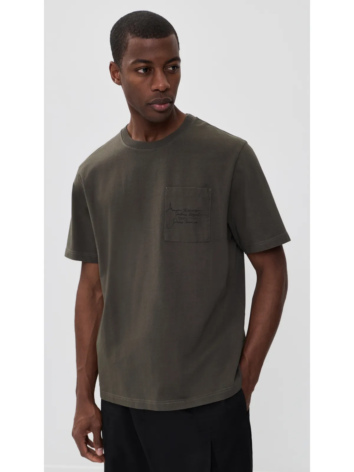 Maison Kitsuné ポエティック・スクリプト コンフォートTシャツ ベルーガ - 画像2