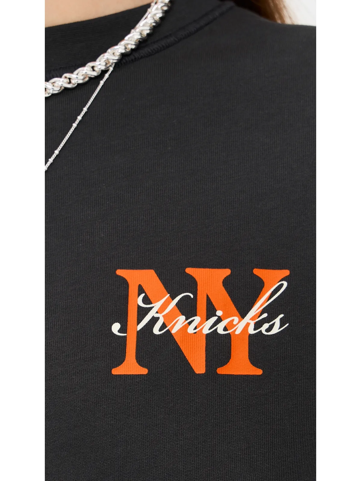 New York or Nowhere Knicks Rafters リラックスTシャツ（Faded Black） - 画像6