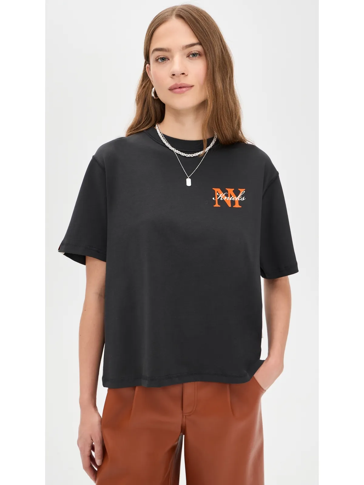 New York or Nowhere Knicks Rafters リラックスTシャツ（Faded Black） - 画像2