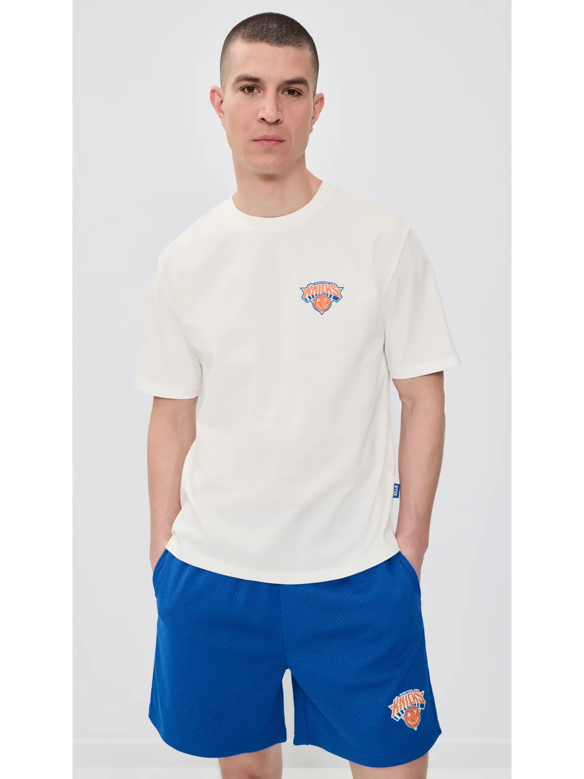 New York or Nowhere Knicks スカイスクレーパー Tシャツ - 画像4
