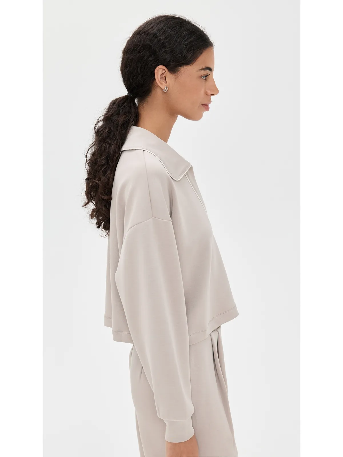 Sweaty Betty サンドウォッシュ クロップ ヘンリースウェットシャツ - 画像4