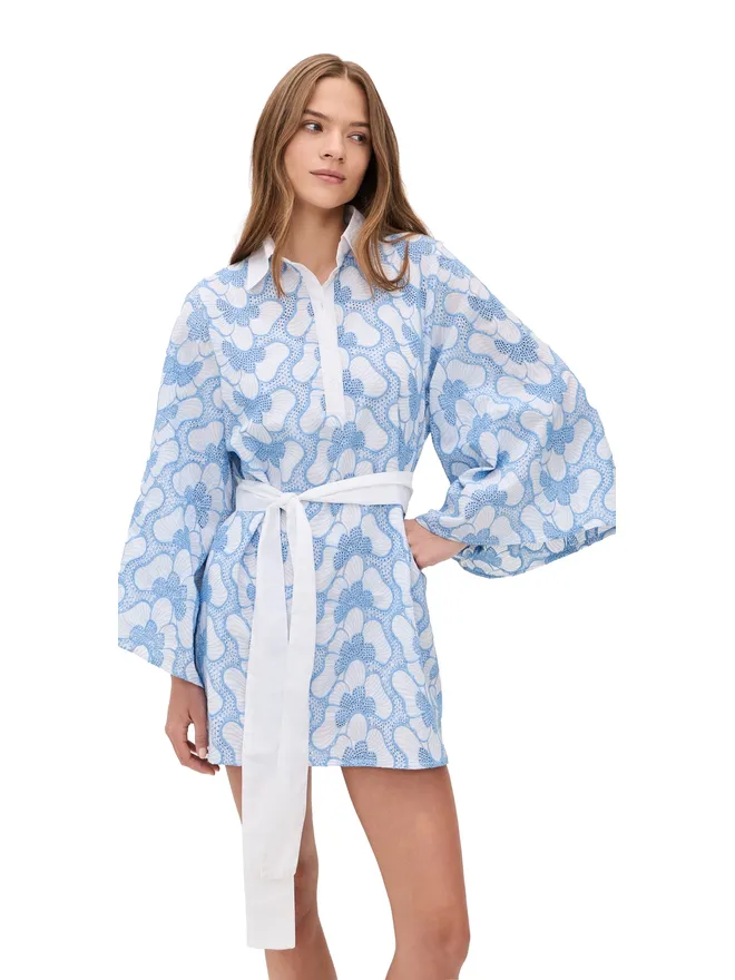 Sundress SUNDRESS ルピ ショートカバーアップ アイレット蝶柄 ブルーの商品画像