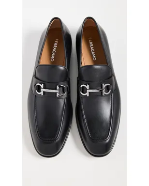 FERRAGAMO フォスター ローファー ブラック カーフレザー - サムネイル4