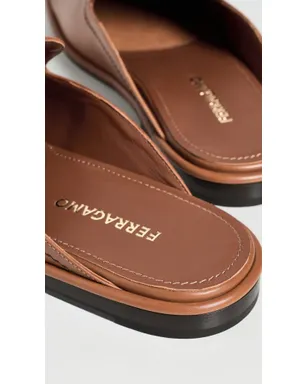 FERRAGAMO タンパ レザー スリップオン ナチュラル 9.5 - サムネイル3