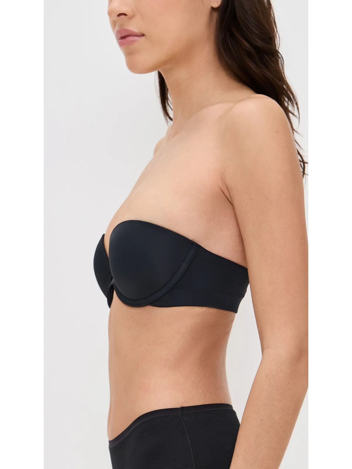 Skarlett Blue Breathless Strapless Plunge Push-Up ブラジャー（ブラック） - 画像4