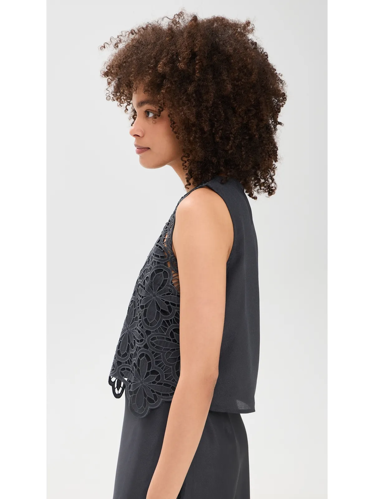 Splendid Pia Pinwheel Eyelet Top - 画像4