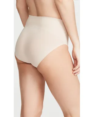 SPANX アンダーウェア ブリーフ（ソフトアーモンド） - サムネイル3