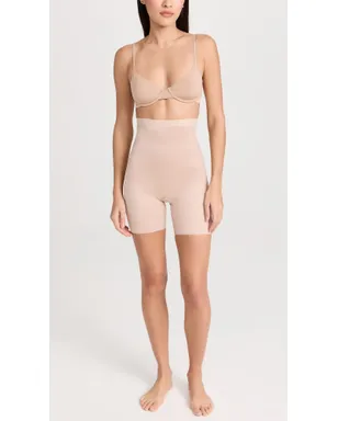SPANX ハイウェスト ミッド丈ショーツ - サムネイル5