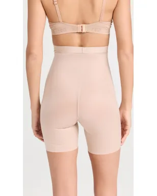 SPANX ハイウェスト ミッド丈ショーツ - サムネイル3
