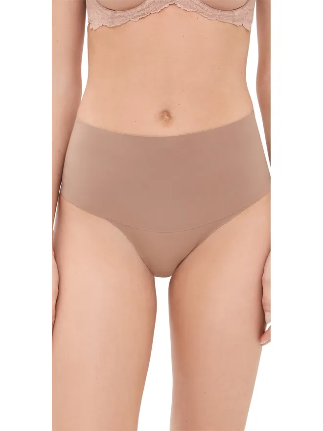 SPANX SPANX タンガパンティー カフェオレの商品画像