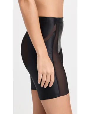 SPANX SPANXshape ヒップアップ ミッド丈ショーツ - サムネイル4
