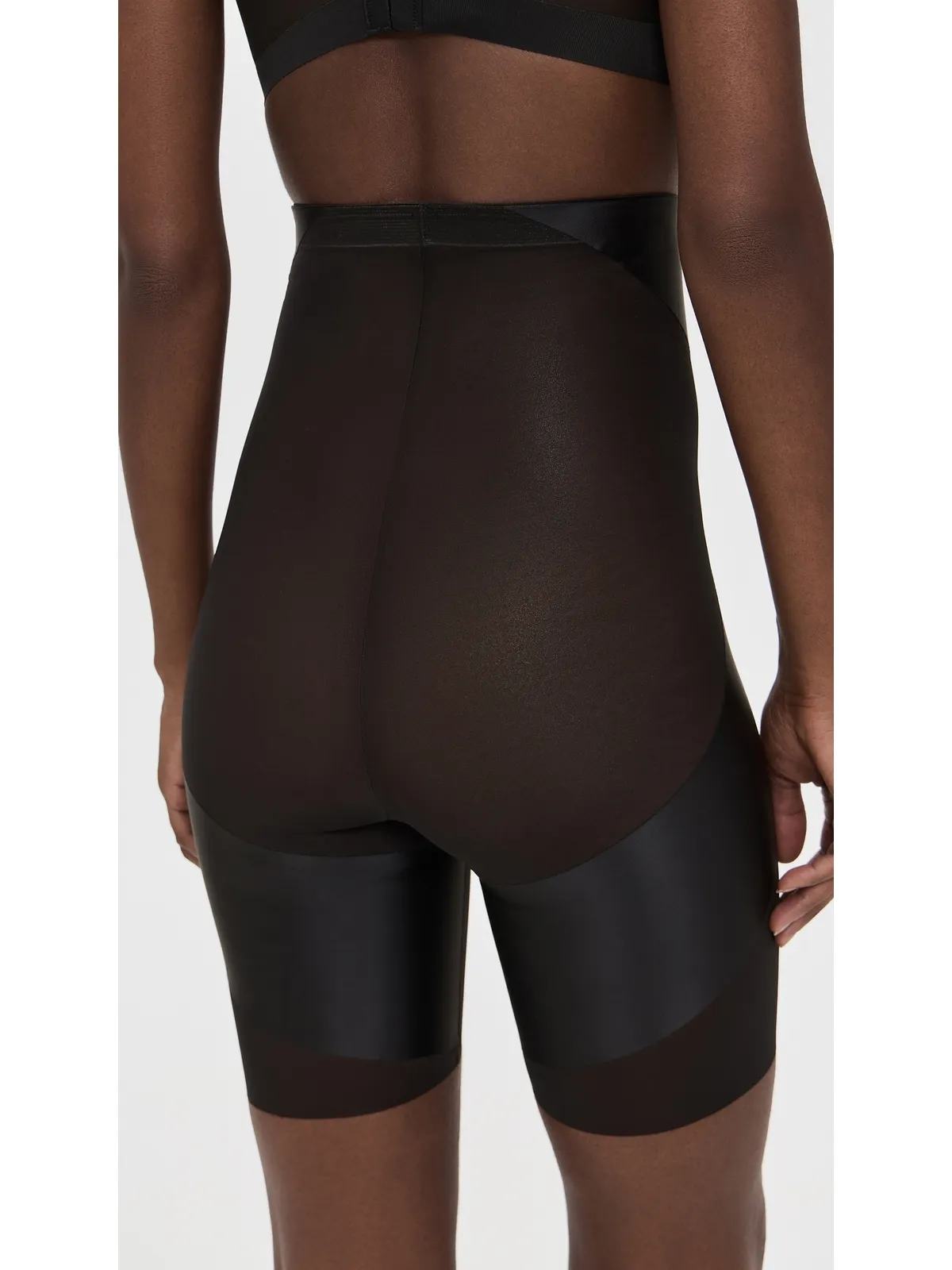 SPANX ハイウエスト ボディリフティング ミッドショーツ - 画像3