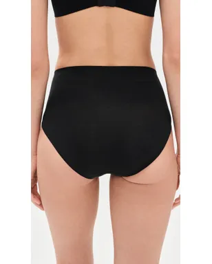 SPANX スパンックス Supersmooth Undie-tectable Natural ハイレッグ ブリーフ - サムネイル3
