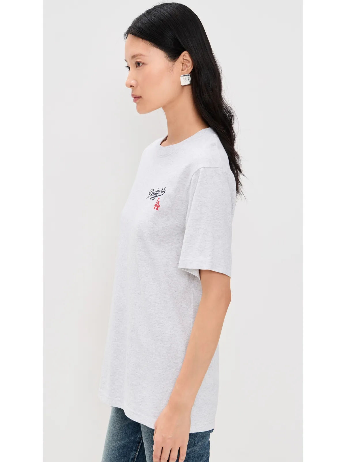 Sporty & Rich ドジャーズ セリフ Tシャツ - 画像4