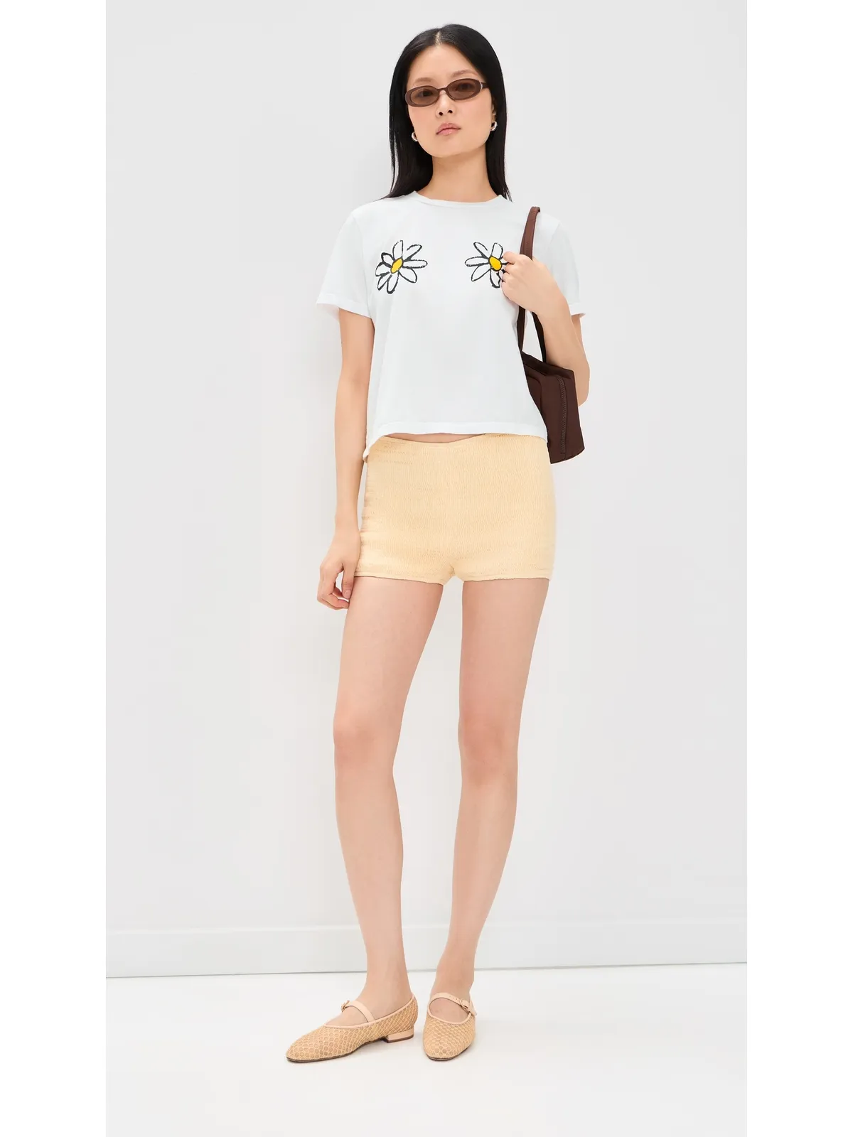 Sunny Somewhere デイジー柄 Tシャツ ホワイト - 画像5